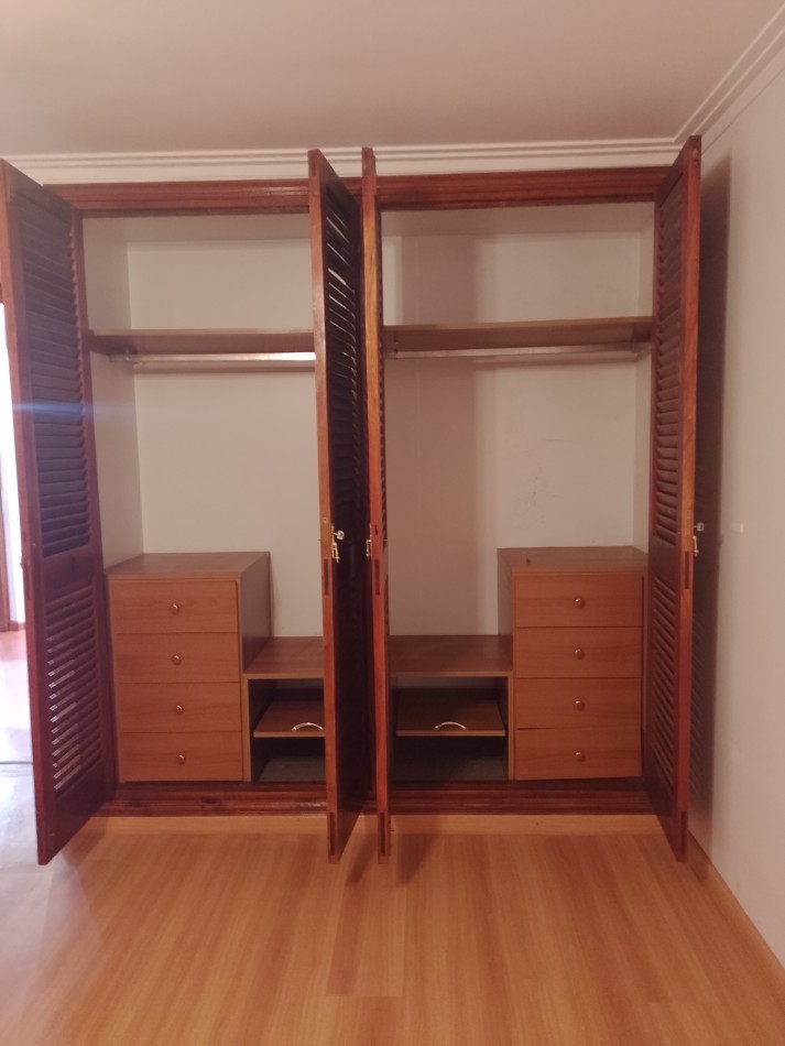 **EXCELENTE CHALET EN COLINAS DE PERALTA RAMOS**