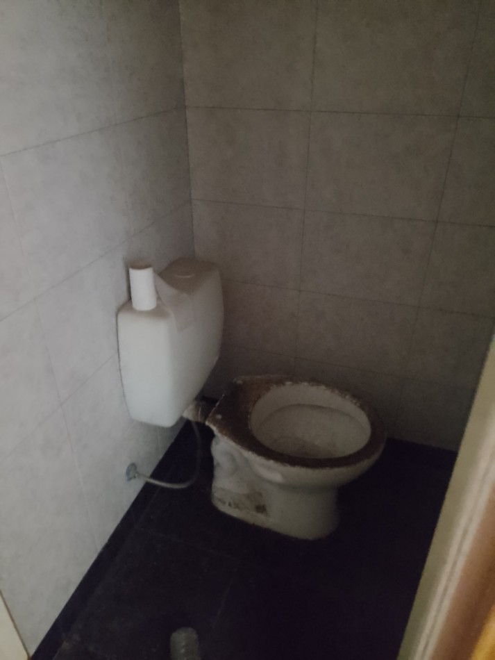 **DOS LOCALES + COCHERA + FONDO A METROS DE AV. EDISON, TERMAS HUINCO**