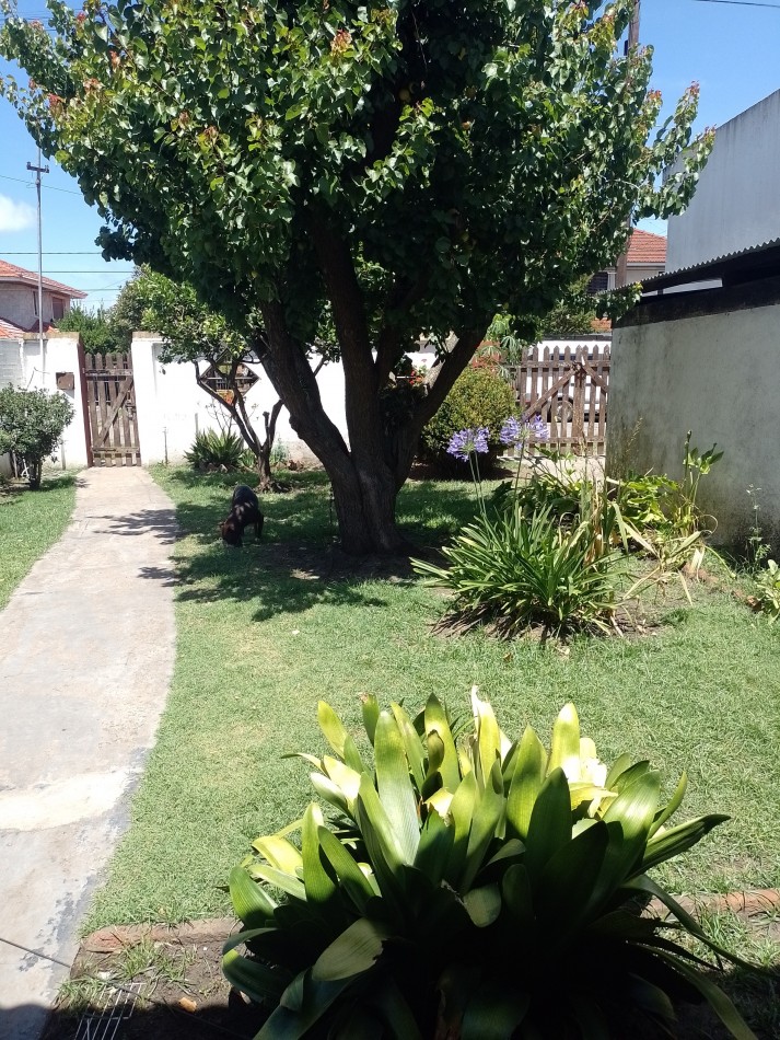 >RESERVADO< **CHALET 3 AMBIENTES + DEPARTAMENTO MONOAMBIENTE EN TERMAS HUINCO**