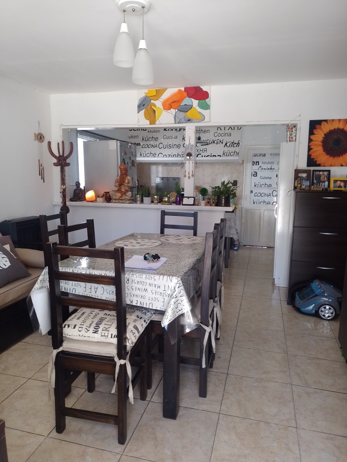 **CASA + DEPARTAMENTO (MULTIFAMILIAR) EN FLORENCIO SANCHEZ**