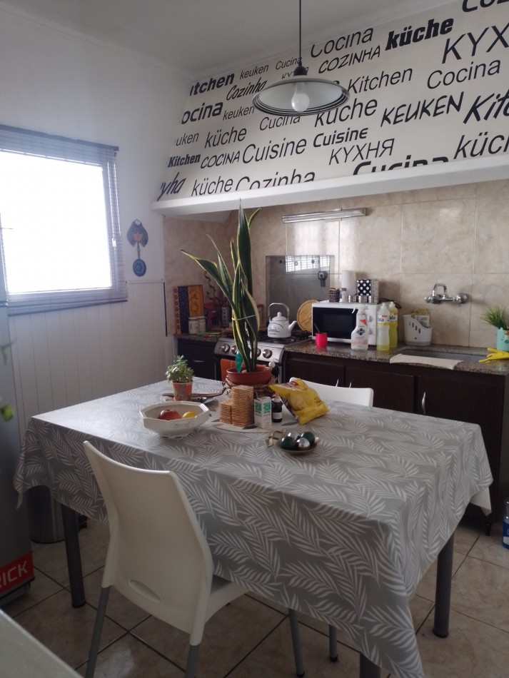 **CASA + DEPARTAMENTO (MULTIFAMILIAR) EN FLORENCIO SANCHEZ**