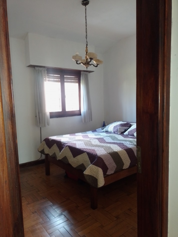 >GRAN REBAJA ¡RETASADO!< ¡ESCUCHA OFERTAS! **GRAN CHALET ESTILO MARPLATENSE CON DEPENDENCIA EN COLINAS DE PERALTA RAMOS**