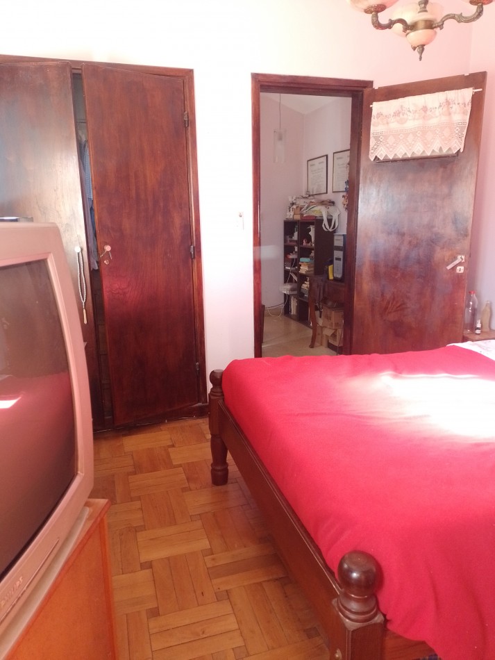 >GRAN REBAJA ¡RETASADO!< ¡ESCUCHA OFERTAS! **GRAN CHALET ESTILO MARPLATENSE CON DEPENDENCIA EN COLINAS DE PERALTA RAMOS**