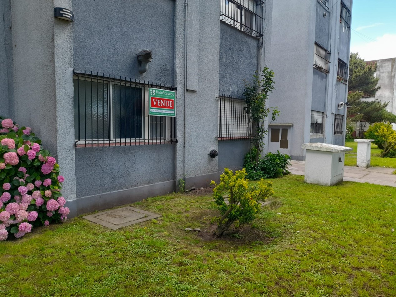¡RETASADO! **DEPARTAMENTO 4 AMBIENTES ¡APTO CREDITO! EN BARRIO SANTA RITA**