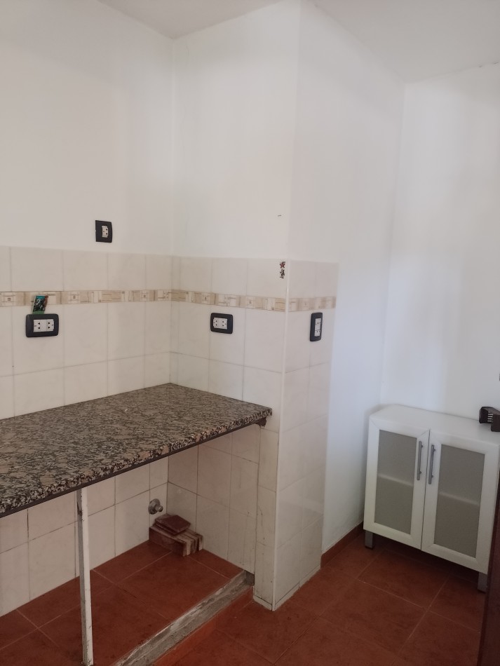 ¡RETASADO! **DEPARTAMENTO 4 AMBIENTES ¡APTO CREDITO! EN BARRIO SANTA RITA**