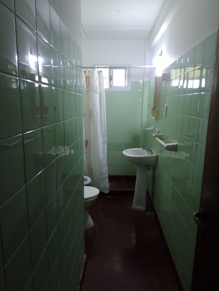 ¡RETASADO! **DEPARTAMENTO 4 AMBIENTES ¡APTO CREDITO! EN BARRIO SANTA RITA**