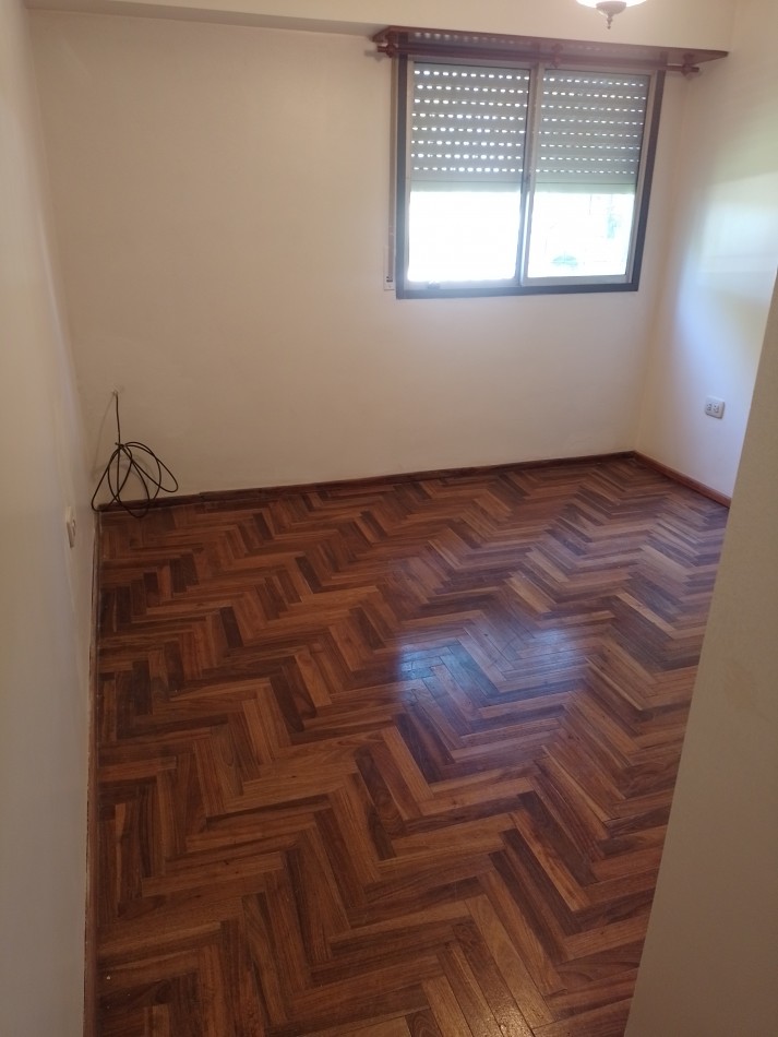 ¡RETASADO! **DEPARTAMENTO 4 AMBIENTES ¡APTO CREDITO! EN BARRIO SANTA RITA**