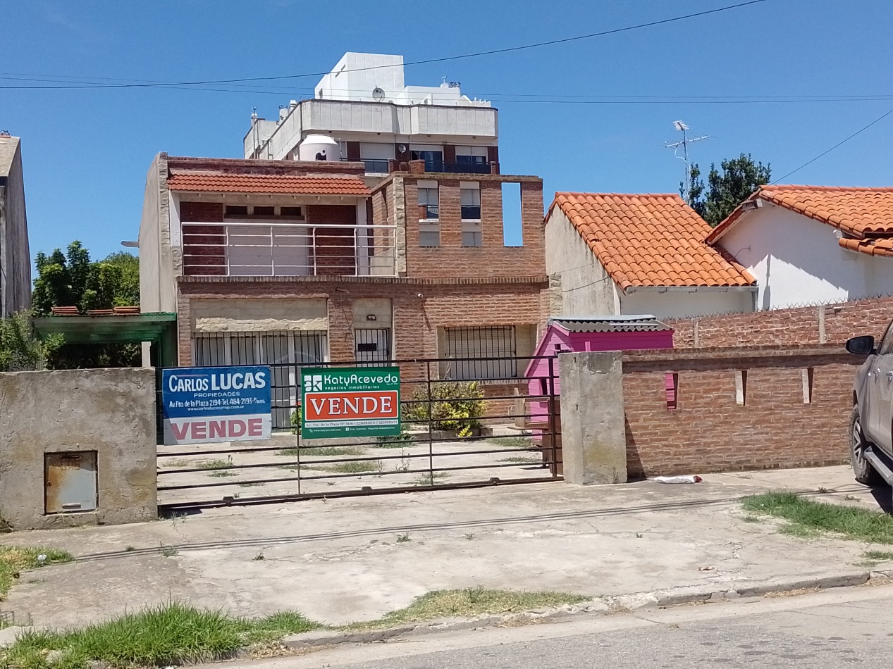 ¡RETASADO!  **CASA 4 AMBIENTES EN PUNTA MOGOTES**