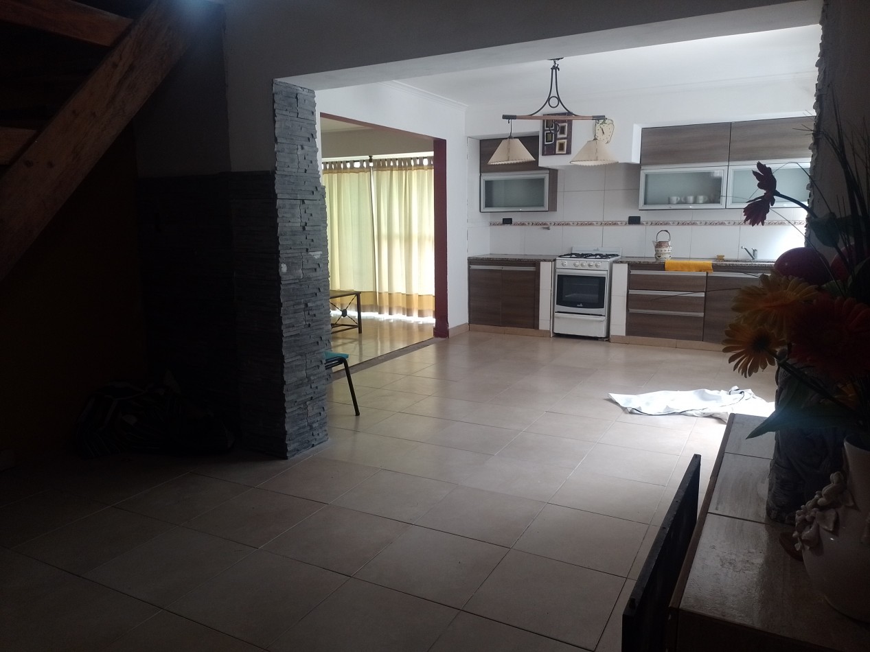¡RETASADO!  **CASA 4 AMBIENTES EN PUNTA MOGOTES**