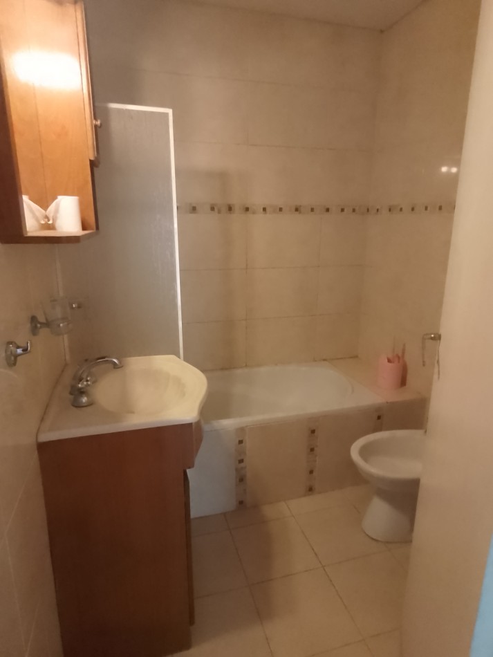 ¡RETASADO!  **CASA 4 AMBIENTES EN PUNTA MOGOTES**