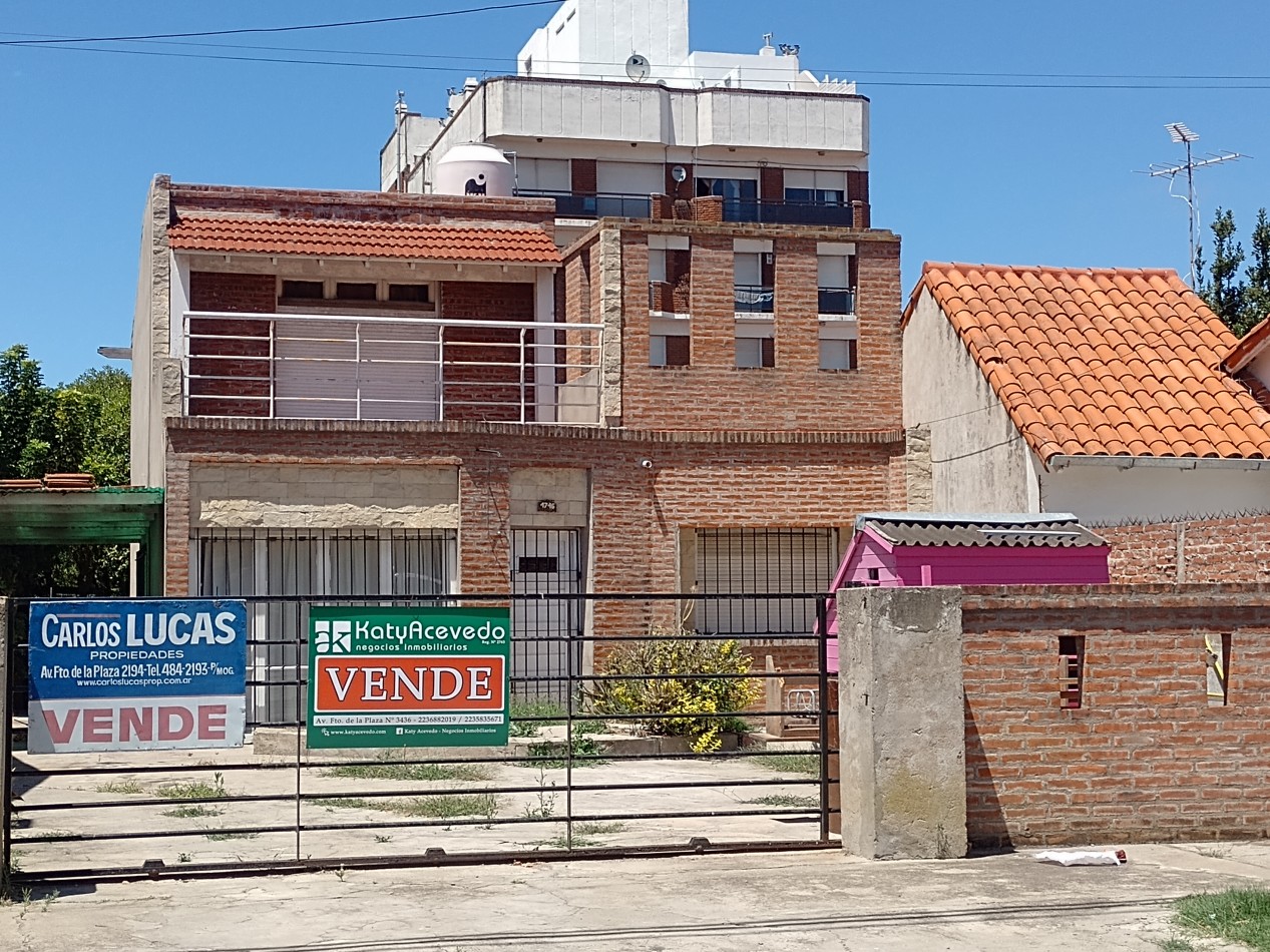¡RETASADO!  **CASA 4 AMBIENTES EN PUNTA MOGOTES**