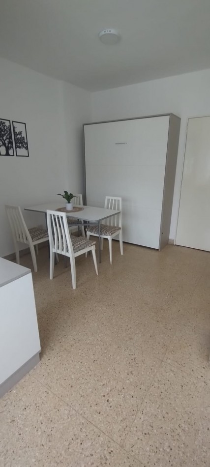 → RESERVADO ←  **DEPARTAMENTO AMBIENTE y MEDIO ¡APTO CREDITO y AMOBLADO! FRENTE A PASEO ALDREY**
