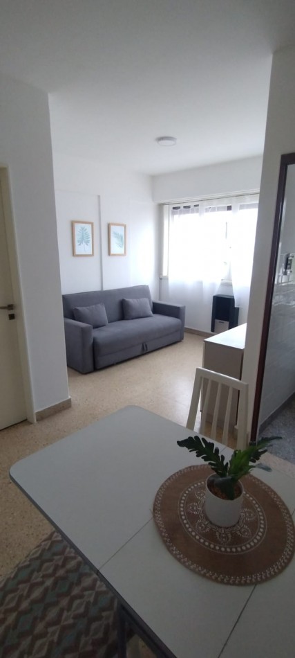 → RESERVADO ←  **DEPARTAMENTO AMBIENTE y MEDIO ¡APTO CREDITO y AMOBLADO! FRENTE A PASEO ALDREY**