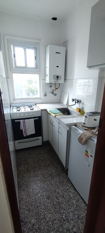 → RESERVADO ←  **DEPARTAMENTO AMBIENTE y MEDIO ¡APTO CREDITO y AMOBLADO! FRENTE A PASEO ALDREY**