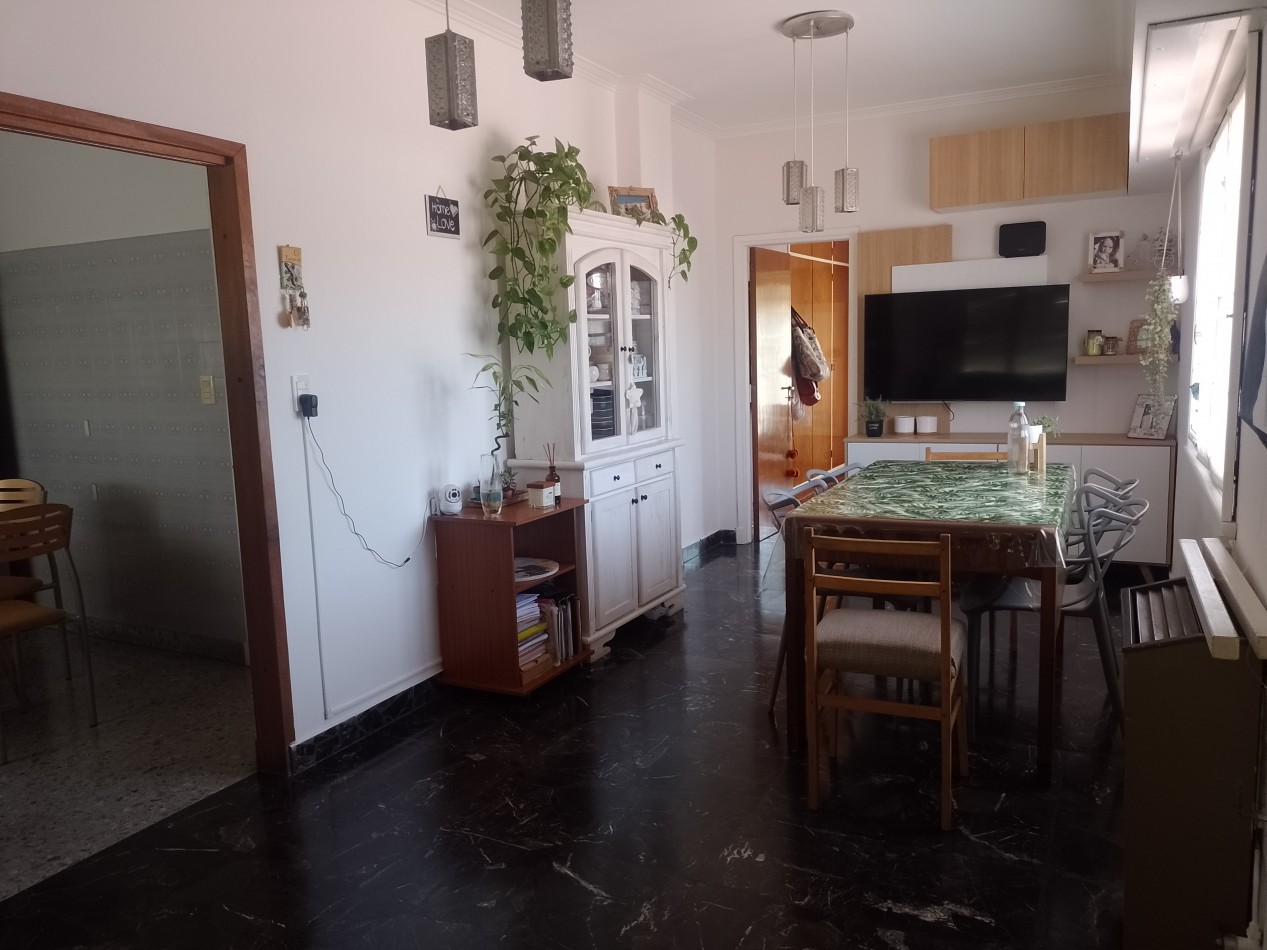 **CASA/VIVIENDA 3 AMBIENTES ¡APTO CREDITO! EN PLANTA ALTA, EN BARRIO CERRITO**