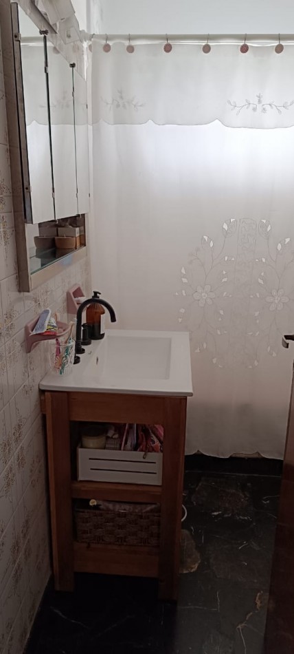 **CASA/VIVIENDA 3 AMBIENTES ¡APTO CREDITO! EN PLANTA ALTA, EN BARRIO CERRITO**