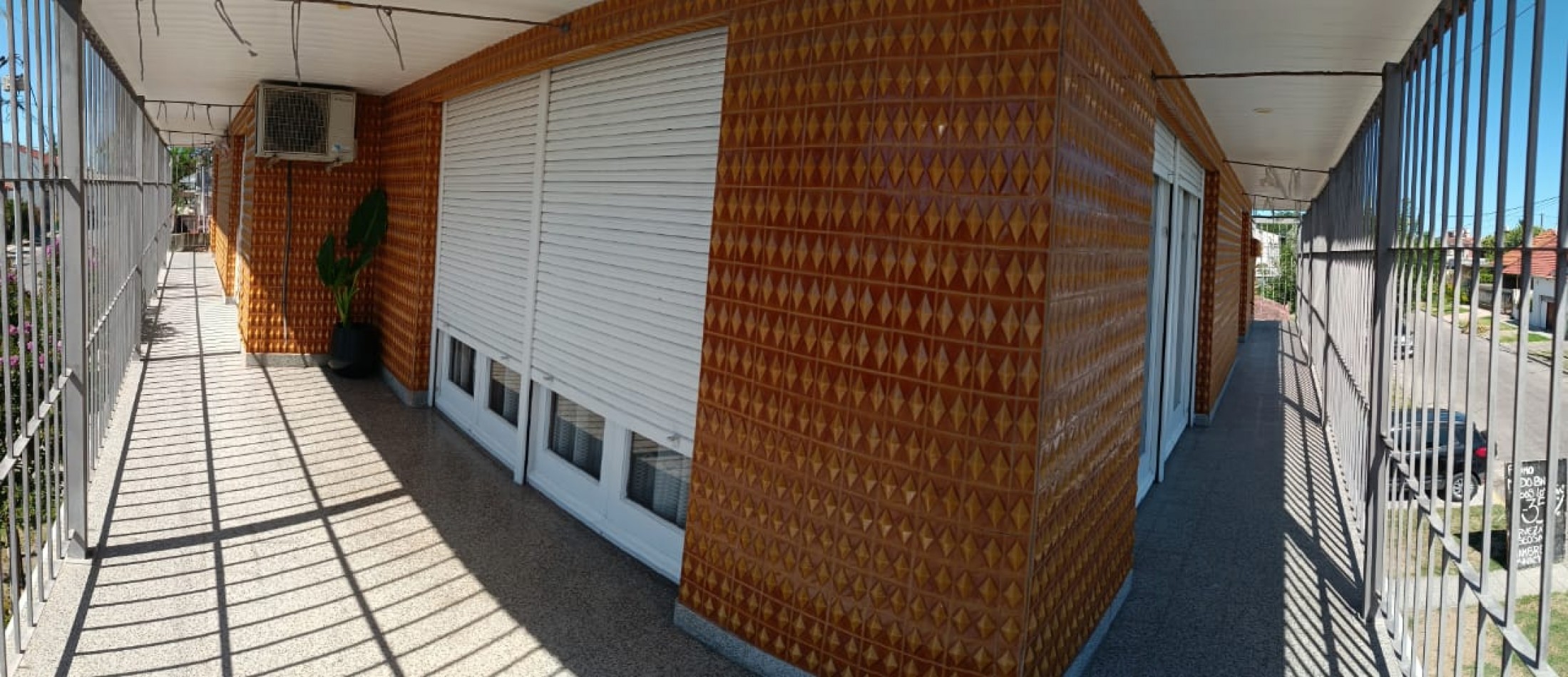 **CASA/VIVIENDA 3 AMBIENTES ¡APTO CREDITO! EN PLANTA ALTA, EN BARRIO CERRITO**