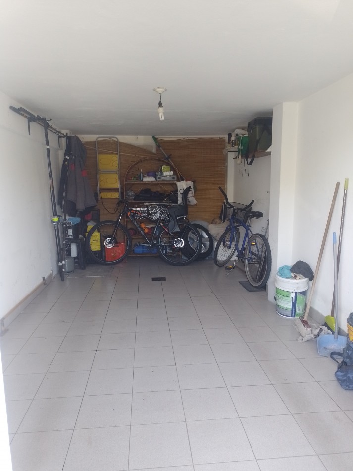 **CASA/VIVIENDA 3 AMBIENTES ¡APTO CREDITO! EN PLANTA ALTA, EN BARRIO CERRITO**