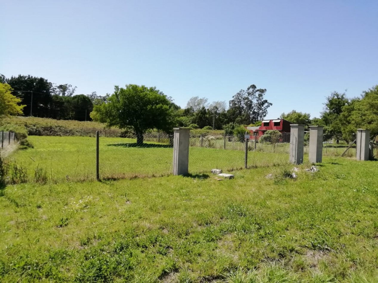 **GRAN TERRENO EN VENTA EN COLINAS DE SIERRA DE LOS PADRES**
