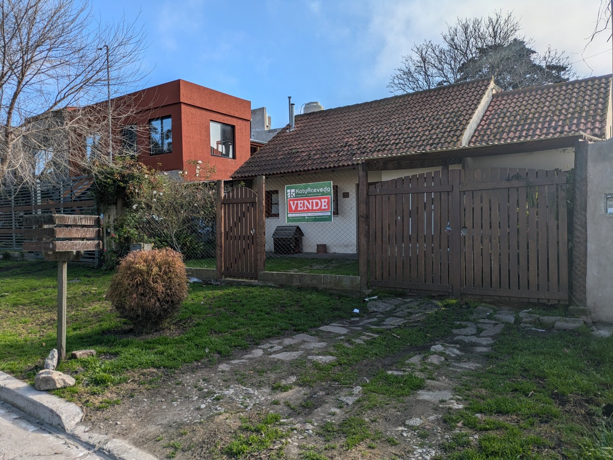**CHALET ¡APTO CREDITO! EN COLINAS DE PERALTA RAMOS**