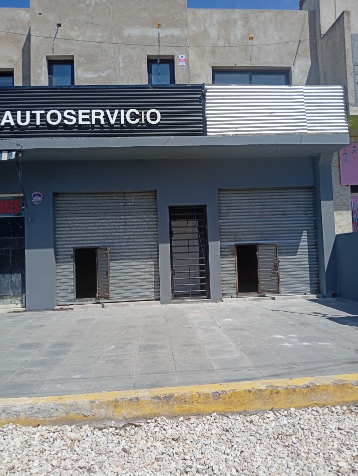 **LOCAL COMERCIAL EN ALQUILER EN BARRIO COLINAS DE PERALTA RAMOS - SOBRE AV. MARIO BRAVO**