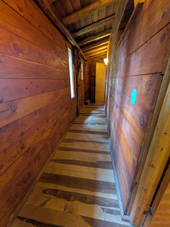 **HERMOSA CABAÑA 4 AMBIENTES EN VENTA EN BOSQUE PERALTA RAMOS**