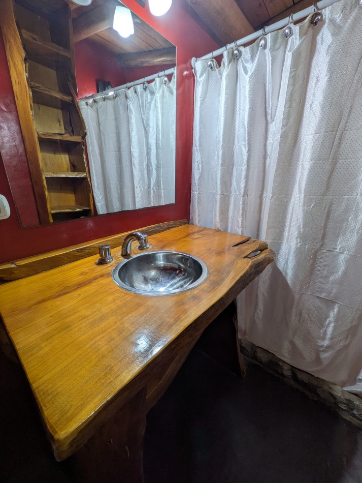 **HERMOSA CABAÑA 4 AMBIENTES EN VENTA EN BOSQUE PERALTA RAMOS**