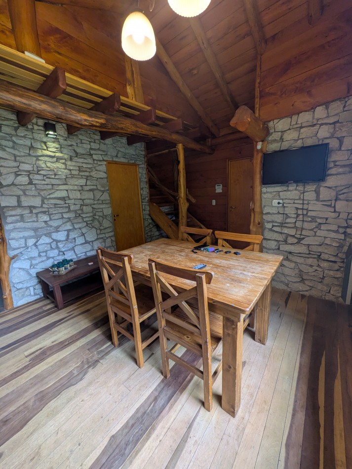 **HERMOSA CABAÑA 4 AMBIENTES EN VENTA EN BOSQUE PERALTA RAMOS**