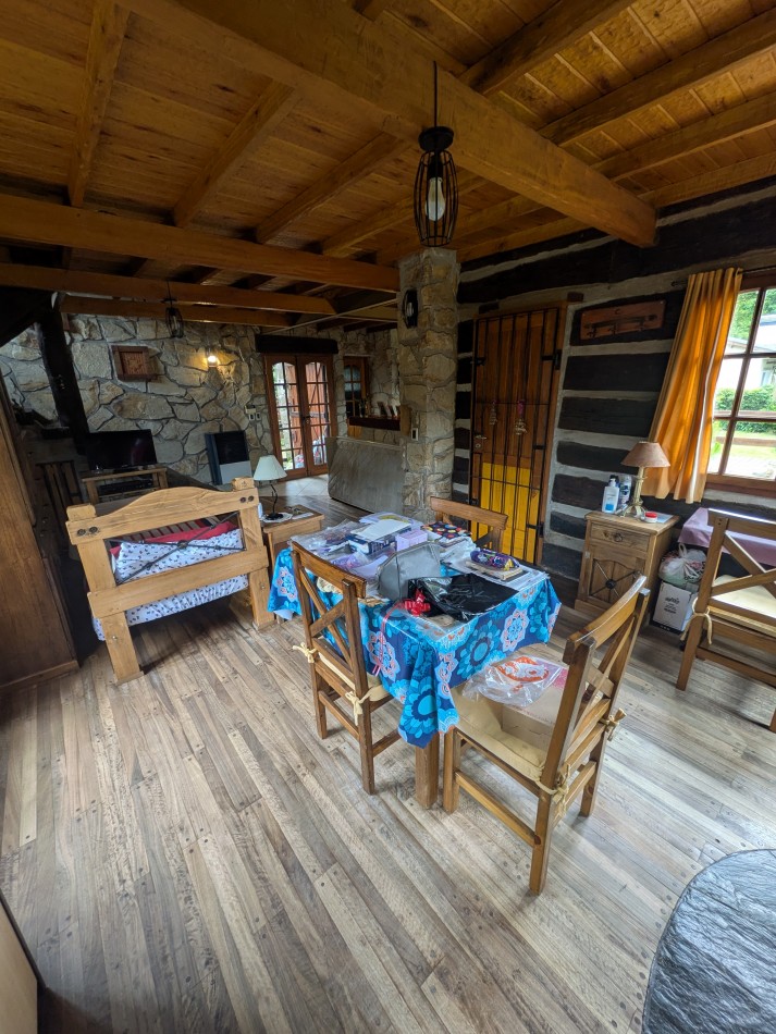 **HERMOSA CABAÑA EN VENTA EN BOSQUE PERALTA RAMOS**