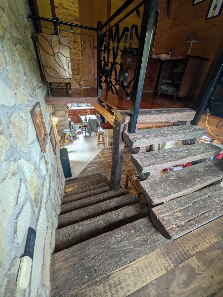 **HERMOSA CABAÑA EN VENTA EN BOSQUE PERALTA RAMOS**