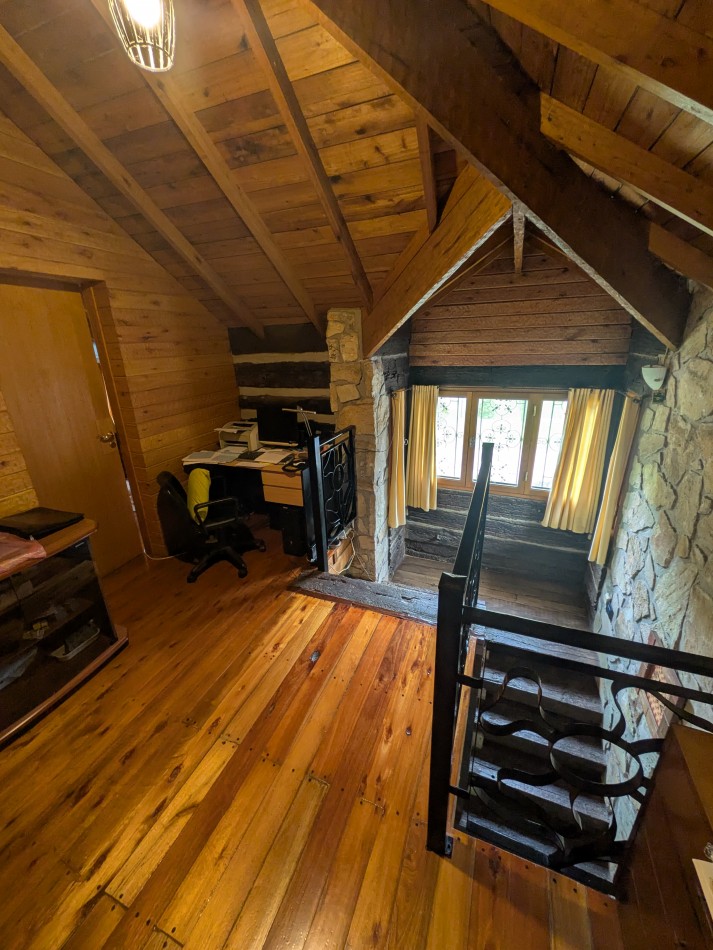 **HERMOSA CABAÑA EN VENTA EN BOSQUE PERALTA RAMOS**