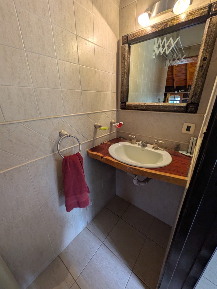**HERMOSA CABAÑA EN VENTA EN BOSQUE PERALTA RAMOS**