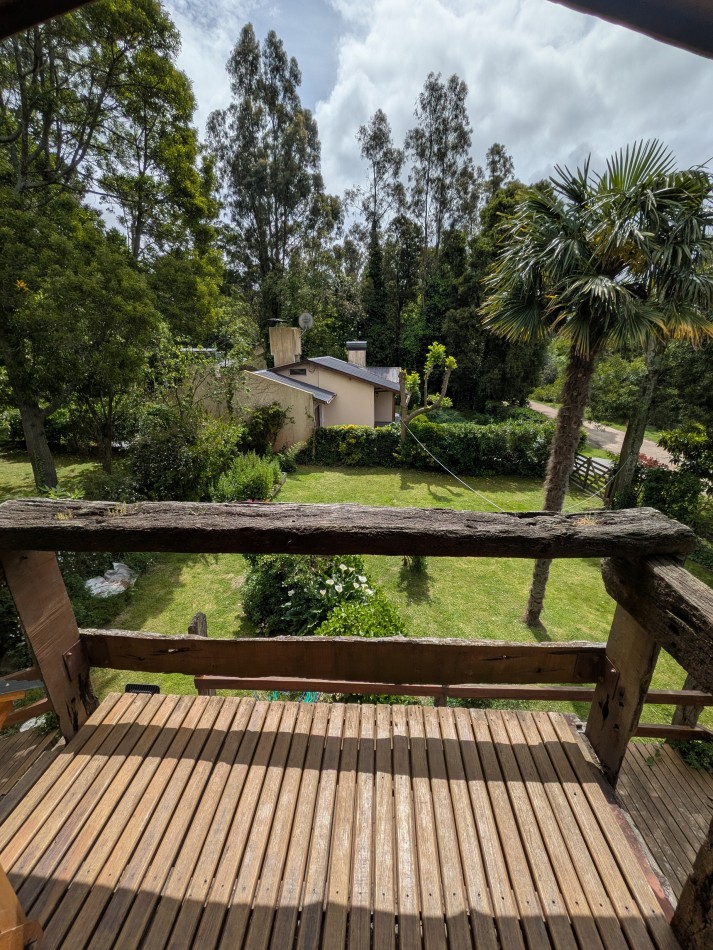 **HERMOSA CABAÑA EN VENTA EN BOSQUE PERALTA RAMOS**