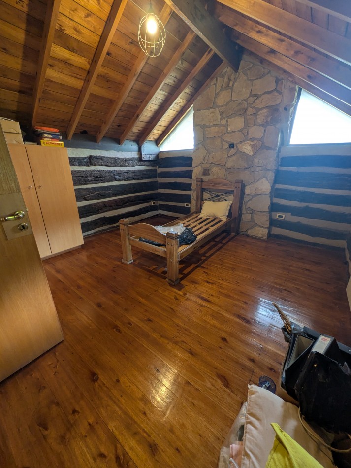 **HERMOSA CABAÑA EN VENTA EN BOSQUE PERALTA RAMOS**