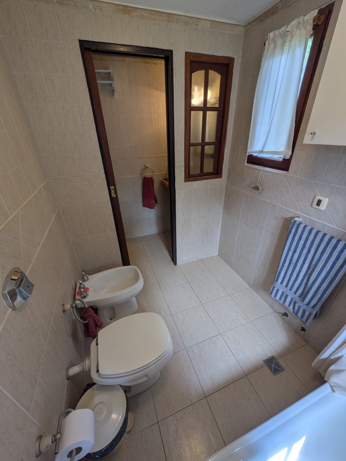**HERMOSA CABAÑA EN VENTA EN BOSQUE PERALTA RAMOS**
