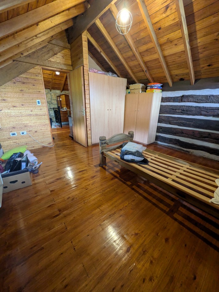 **HERMOSA CABAÑA EN VENTA EN BOSQUE PERALTA RAMOS**