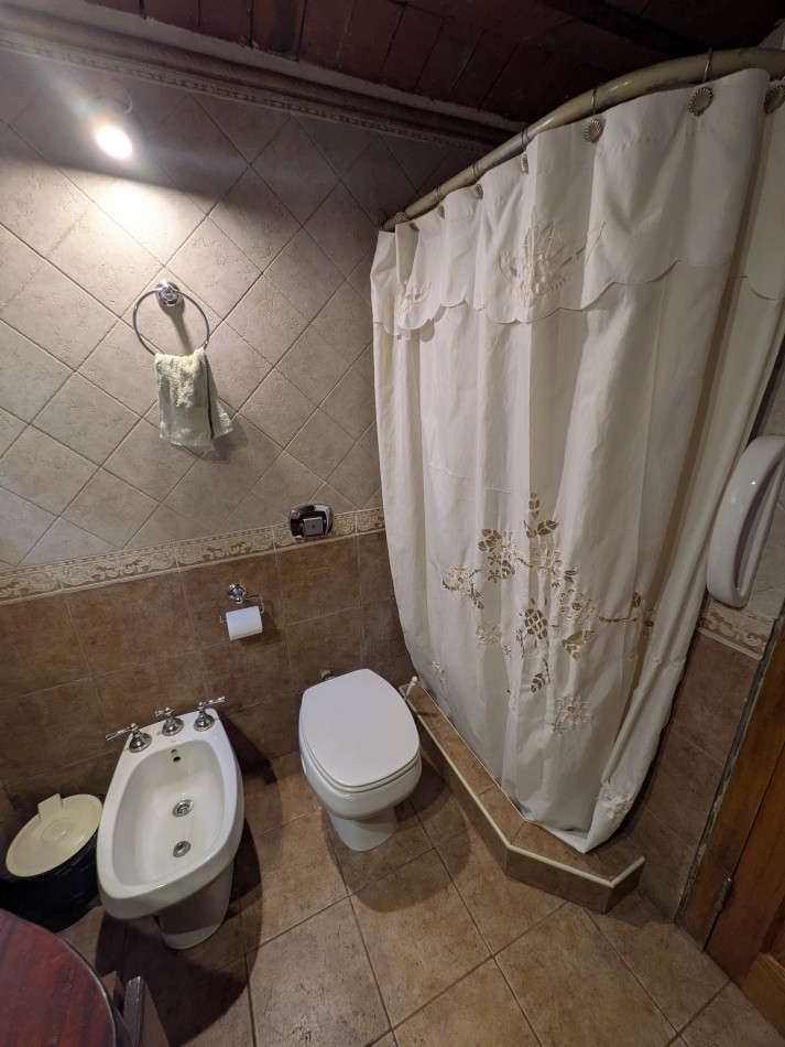 **HERMOSA CABAÑA EN VENTA EN BOSQUE PERALTA RAMOS**
