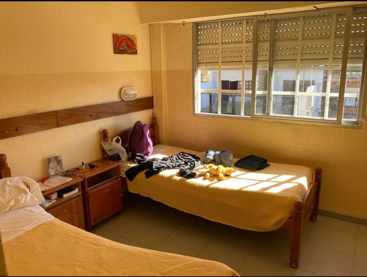 ¡IMPORTANTE VENTA EN BLOCK! CLINICA o GERIATRICO u HOTEL EN VENTA, en block CON TERRENO LINDERO BALDIO en FARO NORTE, UBICADO A UNA CUADRA DE LA COSTA.