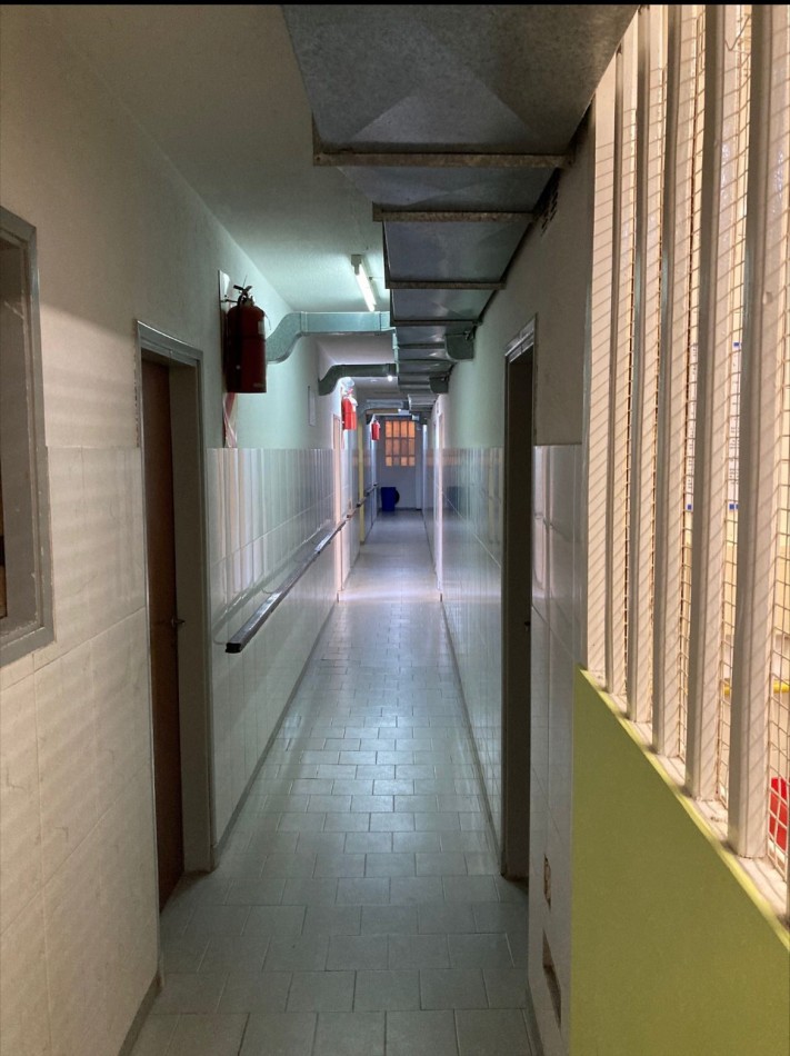 ¡IMPORTANTE VENTA EN BLOCK! CLINICA o GERIATRICO u HOTEL EN VENTA, en block CON TERRENO LINDERO BALDIO en FARO NORTE, UBICADO A UNA CUADRA DE LA COSTA.