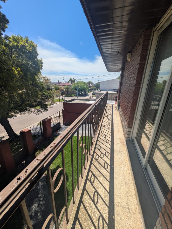 **HERMOSO CHALET EN COLINAS DE PERALTA RAMOS** 