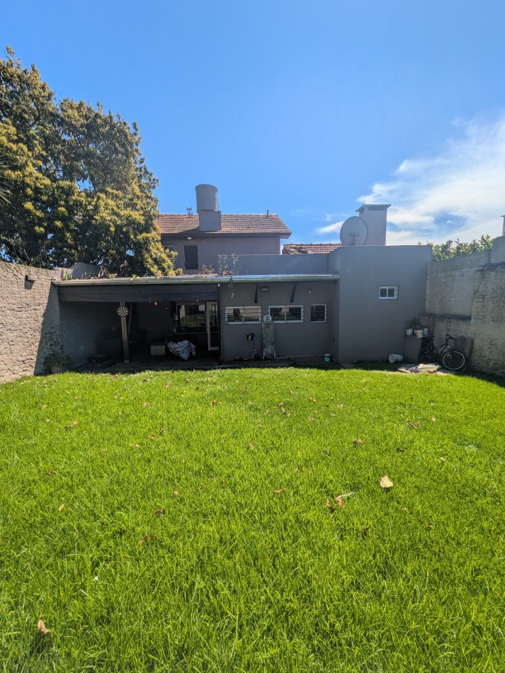 **HERMOSO CHALET EN COLINAS DE PERALTA RAMOS** 