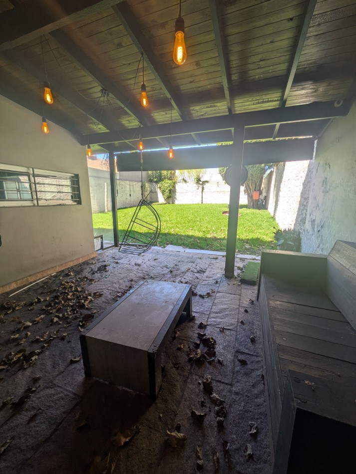 **HERMOSO CHALET EN COLINAS DE PERALTA RAMOS** 
