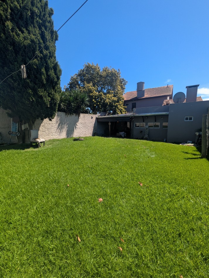 **HERMOSO CHALET EN COLINAS DE PERALTA RAMOS** 