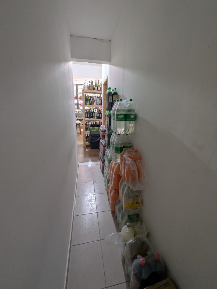 **INMUEBLE EN BLOCK EN VENTA - LOCAL COMERCIAL A LA CALLE + VIVIENDA EN PLANTA ALTA EN BARRIO LOURDES**