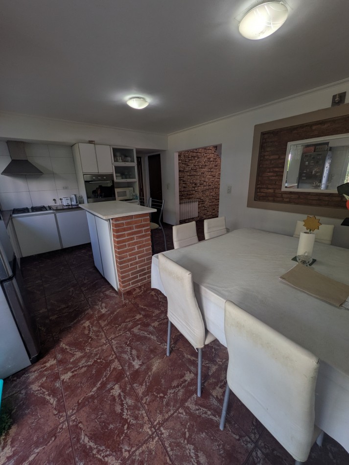 **HERMOSA CASA ¡APTO CREDITO! EN COLINAS DE PERALTA RAMOS**