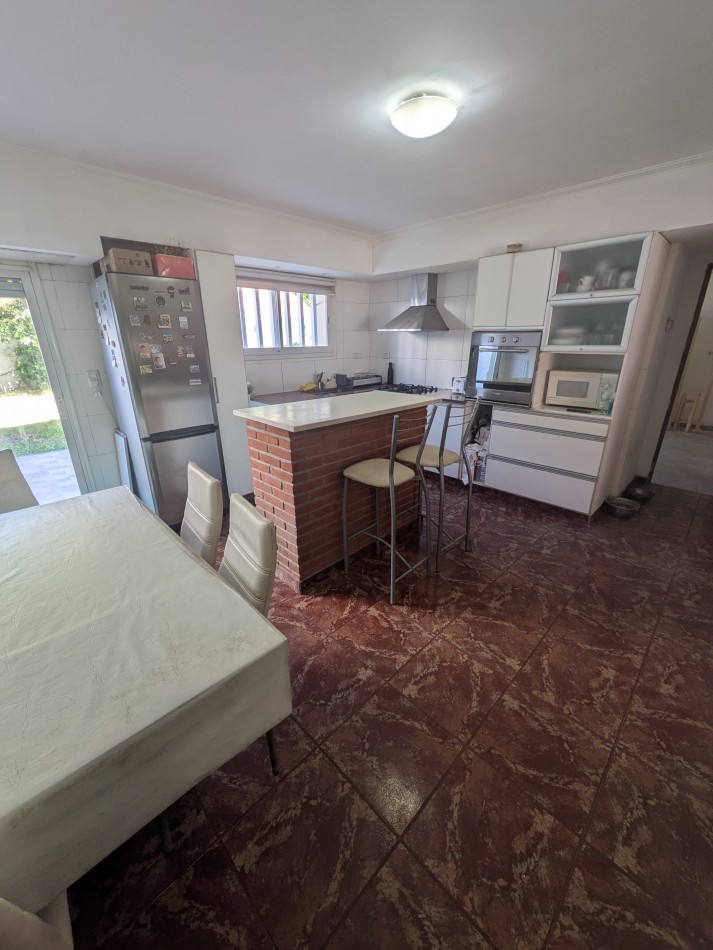 **HERMOSA CASA ¡APTO CREDITO! EN COLINAS DE PERALTA RAMOS**