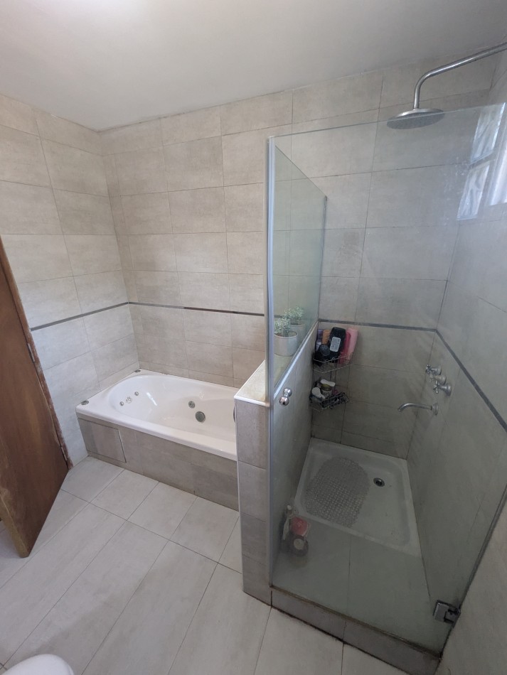 **HERMOSA CASA ¡APTO CREDITO! EN COLINAS DE PERALTA RAMOS**