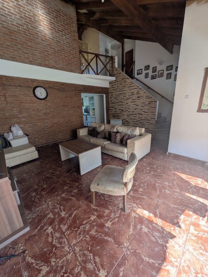 **HERMOSA CASA ¡APTO CREDITO! EN COLINAS DE PERALTA RAMOS**