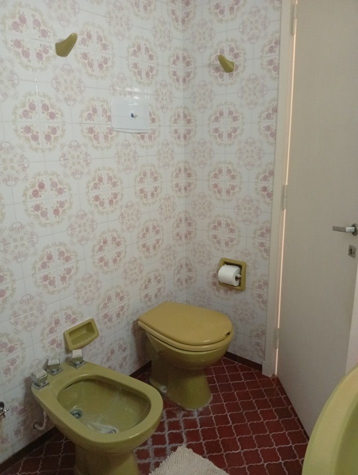 **CONFORTABLE CHALET ¡APTO CREDITO! EN PUNTA MOGOTES**