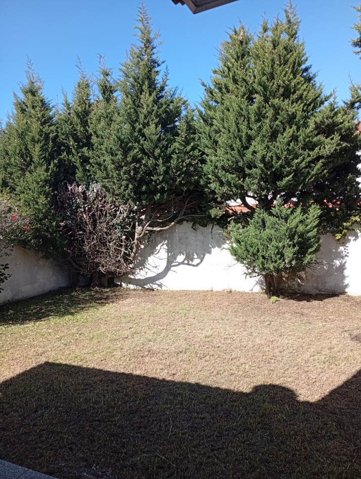 **CONFORTABLE CHALET ¡APTO CREDITO! EN PUNTA MOGOTES**